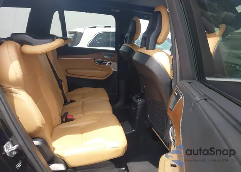 2018 Volvo Xc90 T8 z USA, uszkodzony, nr VIN YV4BR0PLXJ1380634